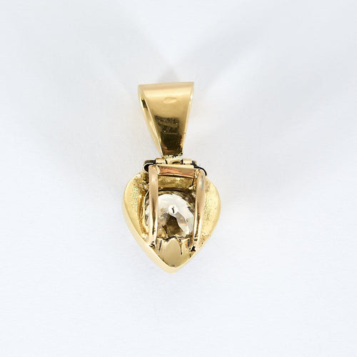 Pendentif Pendentif cœur en or jaune 18K et diamant taille coussin 58 Facettes B250562