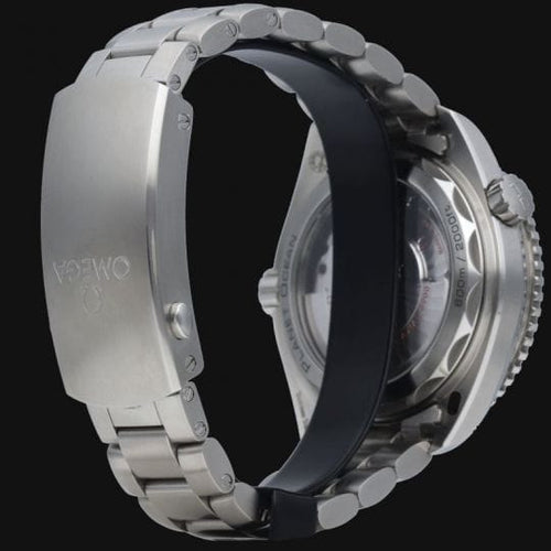 Montre Omega Seamaster Planet Ocean - Montre 600M en acier 44 mm 58 Facettes MT45006