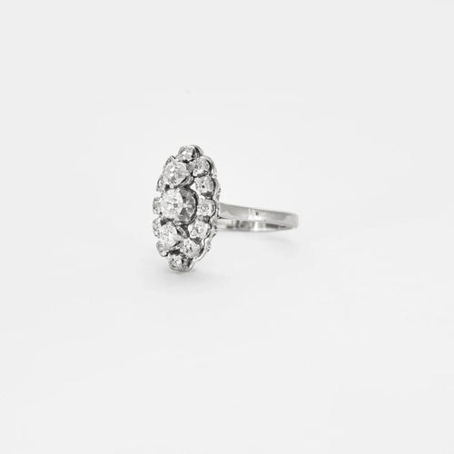 Bague 54 Bague marquise en or gris et diamants 58 Facettes 230256