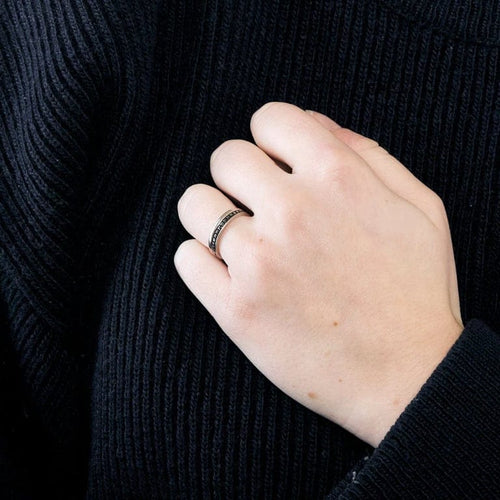 Bague 51 BOUCHERON - Quatre - Alliance or blanc 58 Facettes 250012