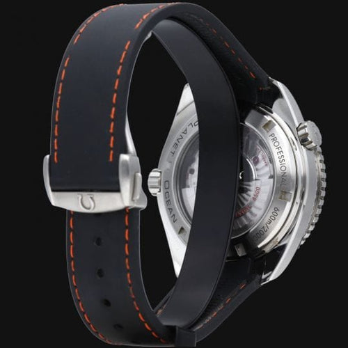 Montre Omega Seamaster Planet Ocean - Montre homme 600M en acier 58 Facettes MT44701