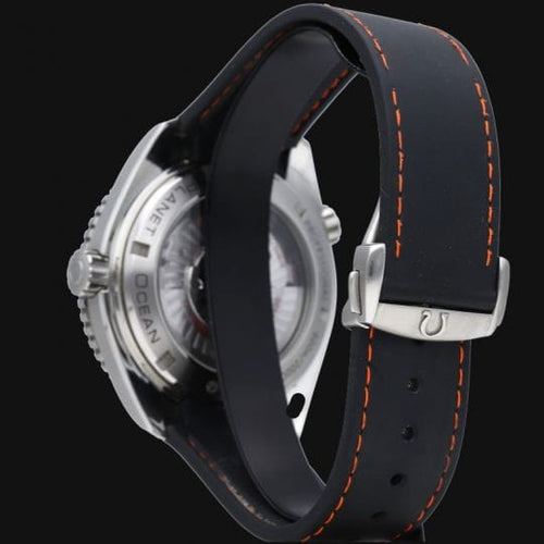 Montre Omega Seamaster Planet Ocean - Montre homme 600M en acier 58 Facettes MT44701