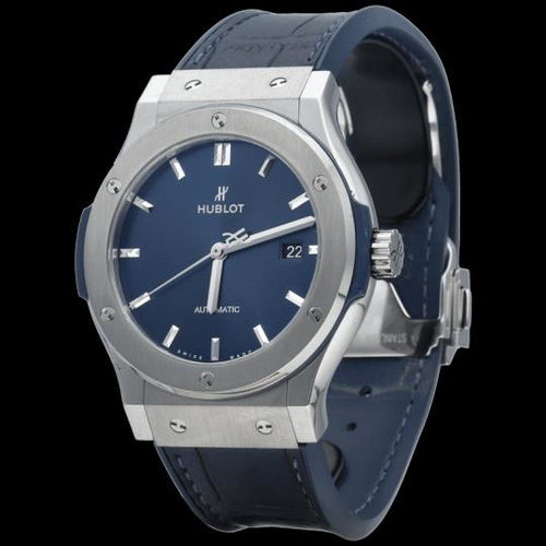 Montre Hublot Classic Fusion - Montre homme 42 mm titane cadran bleu 58 Facettes MT40735