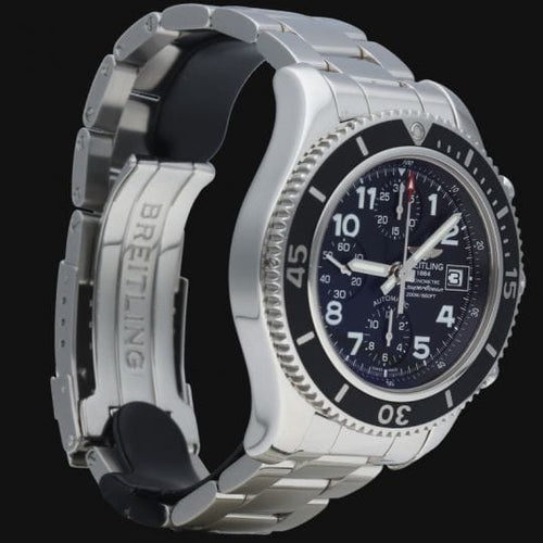 Montre Breitling Superocean - Montre chronographe 42 mm en acier 58 Facettes MT40899