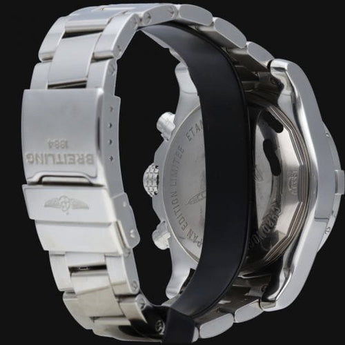 Montre Breitling Avenger Skyland - Montre chronographe homme en acier 58 Facettes MT42041