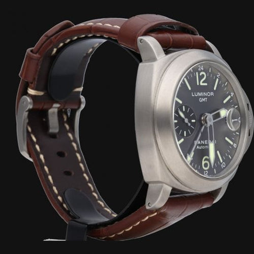 Montre Panerai Luminor GMT - Montre automatique en titane 44 mm 58 Facettes MT43510