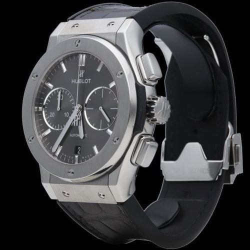 Montre Hublot Classic Fusion - Montre chronographe en titane 45 mm 58 Facettes MT43955