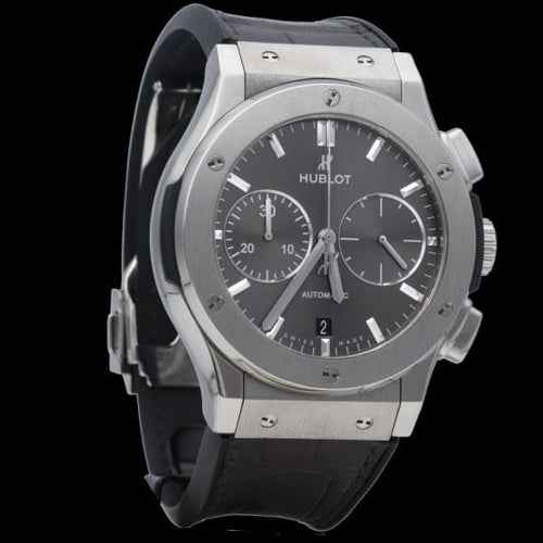 Montre Hublot Classic Fusion - Montre chronographe en titane 45 mm 58 Facettes MT43955
