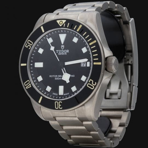 Montre Tudor Pelagos - Montre automatique homme en titane 42 mm 58 Facettes MT43920