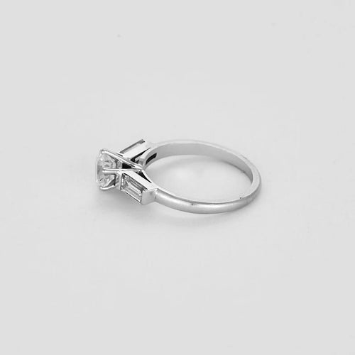 Bague 54 Solitaire en or blanc et diamants 58 Facettes B250605