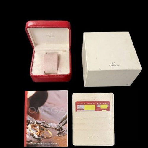 Montre Omega Speedmaster - Montre chronographe Day-Date en acier 58 Facettes MT42835