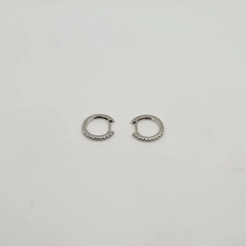 Boucles d'oreilles Créoles en or blanc 18 carats serties de diamants 58 Facettes