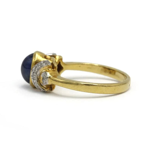 Bague 53 Bague rétro en or jaune et blanc 750‰ avec diamants et saphir 58 Facettes 260015R