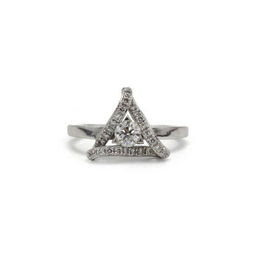 Bague 52 Solitaire accompagné triangle - Bague en or blanc 750 et diamants 58 Facettes 250469R