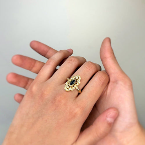 Bague 58 Bague marquise Art déco en or jaune 750‰, saphir et diamants 58 Facettes 250462R