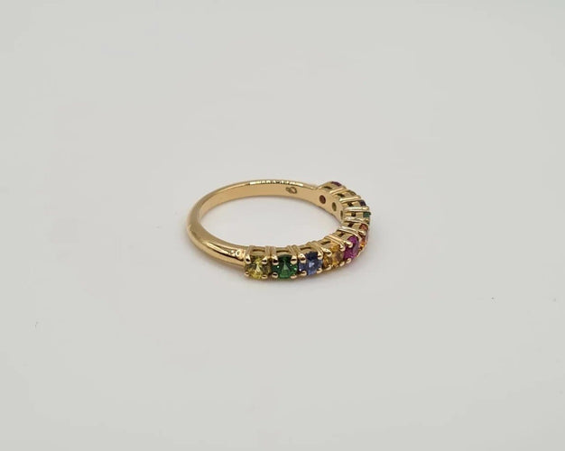 Bague 51.5 Bague en or jaune et saphirs multicolores 58 Facettes