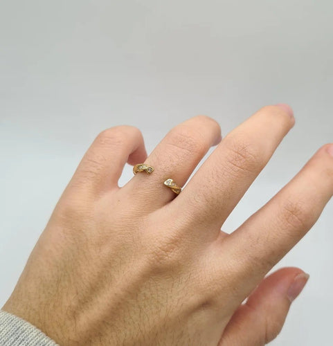 Bague 53 Bague en or jaune et diamants 58 Facettes