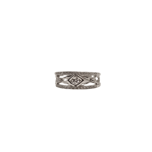Bague 56 Bague en or blanc 18 carats et diamants 58 Facettes