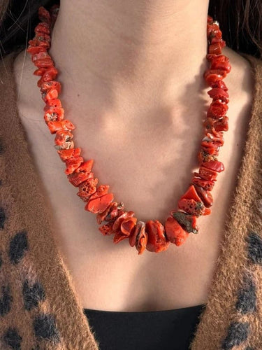 Collier Collier en corail rouge avec fermoir plaqué or 58 Facettes