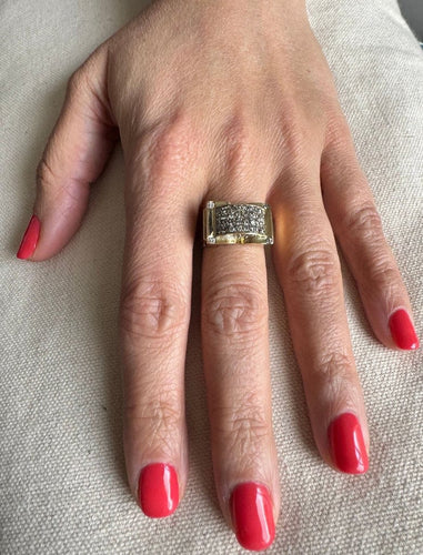 Bague 57 Bague pavée en or 18 carats avec 44 diamants 58 Facettes