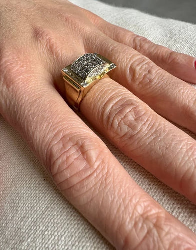 9b0686a1-3b12-49f4-b579-e5e76dd32200