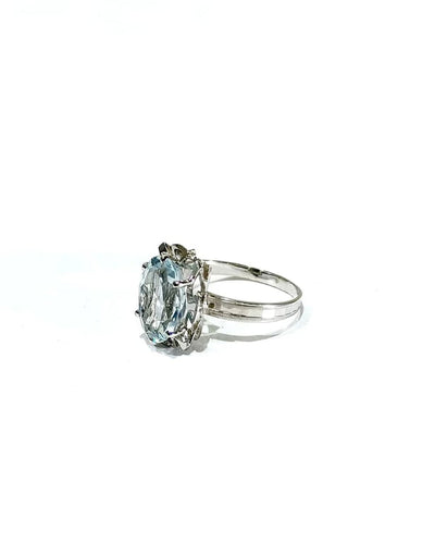 Bague 55 Bague en or blanc 18 carats sertie d’une aigue-marine 58 Facettes