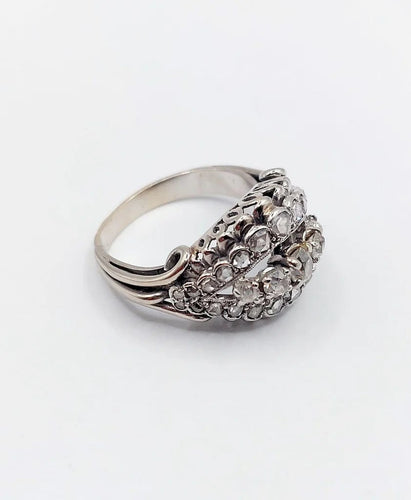 Bague 53.5 Bague bombée Art déco en or blanc 18k et platine, diamants 58 Facettes A06454