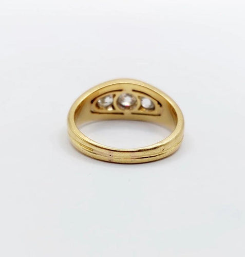 Bague 53 Bague Art déco bombée en or 18k et platine, diamants taille ancienne 58 Facettes A06488