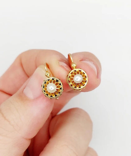 Boucles d'oreilles Dormeuses fleurs antiques en or 18 ct et perles (circa 1900) 58 Facettes A06493