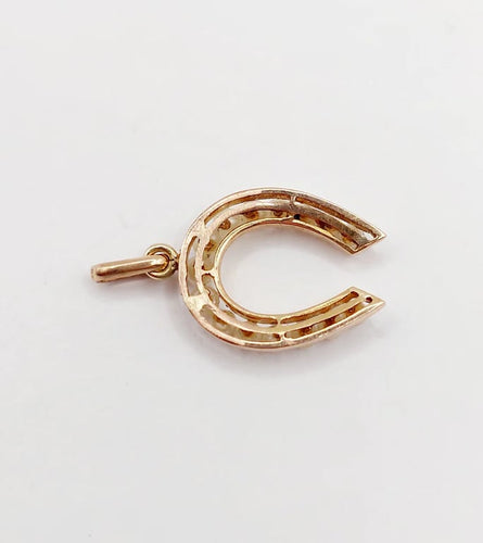 db2bde40-aa71-4ab6-d142-0d0584f5e600