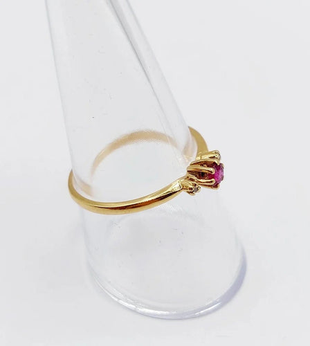 Bague 57 Bague vintage en or 18k, rubis et diamants 58 Facettes A06646