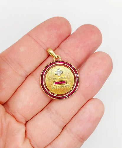 Pendentif Augis - Pendentif médaille d’amour 23 mm en or jaune 18k, diamants et rubis 58 Facettes A03182