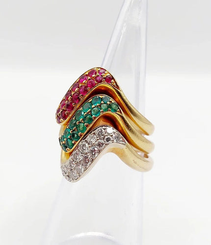 Bague 49 Trilogie - Bagues jonc vintage en or 18k avec diamants, émeraude et rubis 58 Facettes A04056-7-8