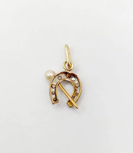 Pendentif Pendentif fer à cheval en or jaune 18k et platine, diamants et perle 58 Facettes A05741