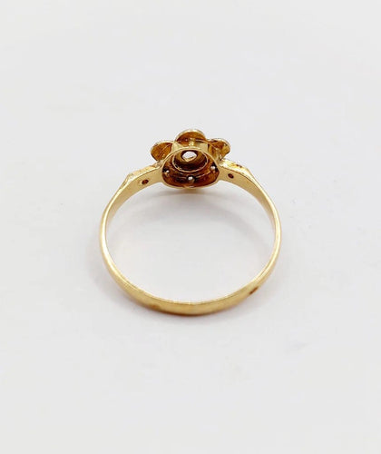 Bague 55 Bague marguerite antique en or 18k et diamants taille rose 58 Facettes A06395