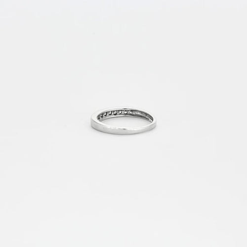 fe1e69d1-e5c6-4b00-ac7d-57ef88179000