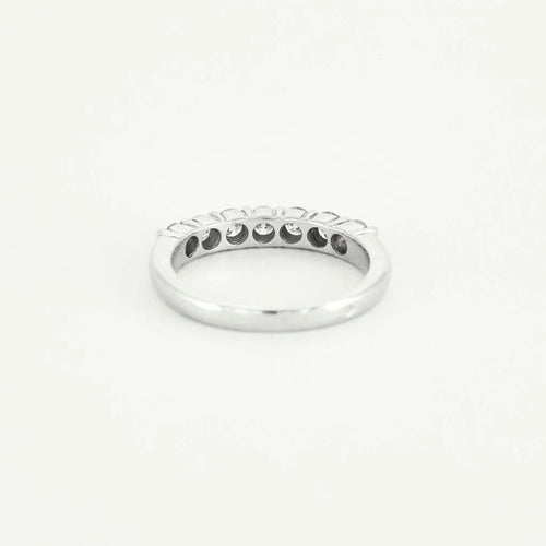 Bague 51.5 Alliance rivière - Bague en or blanc 750 sertie de diamants 58 Facettes LP1067/12