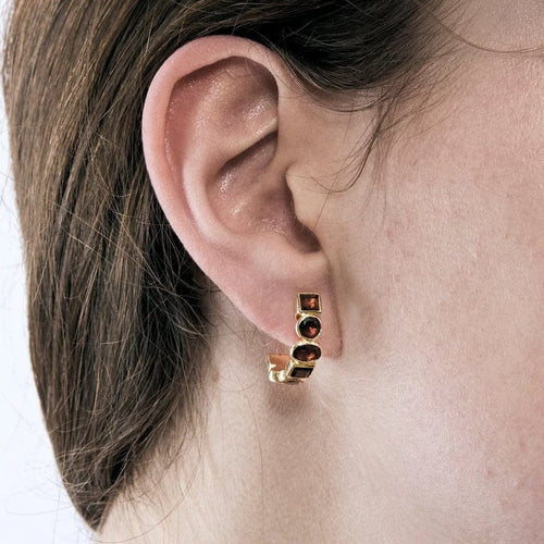 Bague 49 MMA - Parure bague et boucles d’oreilles en or jaune et grenats 58 Facettes LP986-LP987/15