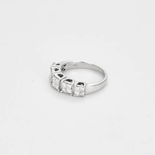 3b380c32-1df2-43bb-83d6-69a918fc4c00