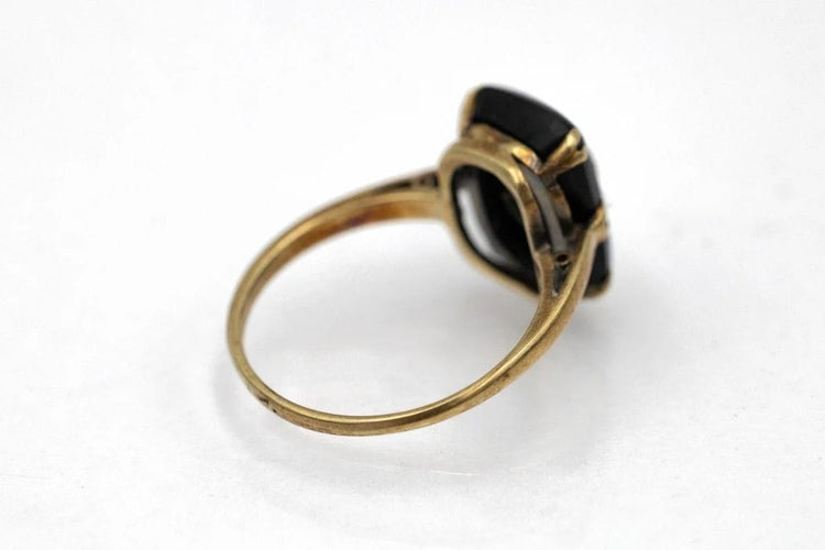 5f7fbae5-37bc-4b28-4269-1ae19d58d700