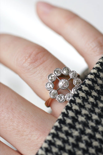 Bague 52.5 Bague marguerite ancienne en or rose et platine diamants 58 Facettes