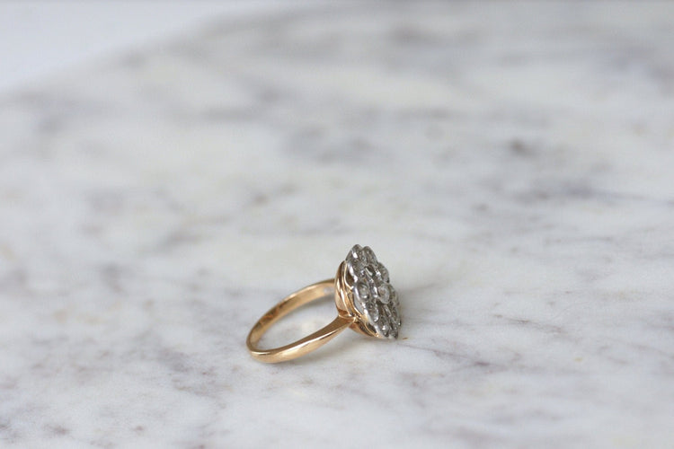 Bague 52.5 Bague marguerite ancienne en or rose et platine diamants 58 Facettes