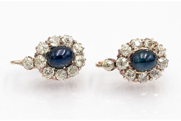 Boucles d'oreilles Boucles d’oreilles en or 14 carats avec diamants et saphirs cabochon 58 Facettes 10551