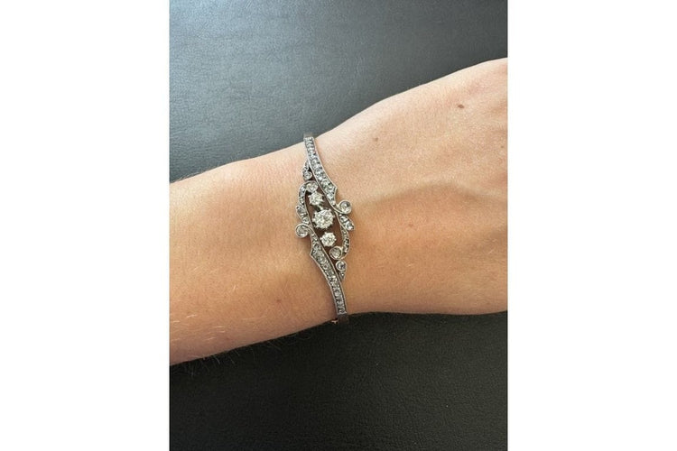 e2f9c536-b35b-47b9-1884-cd38ba5baf00