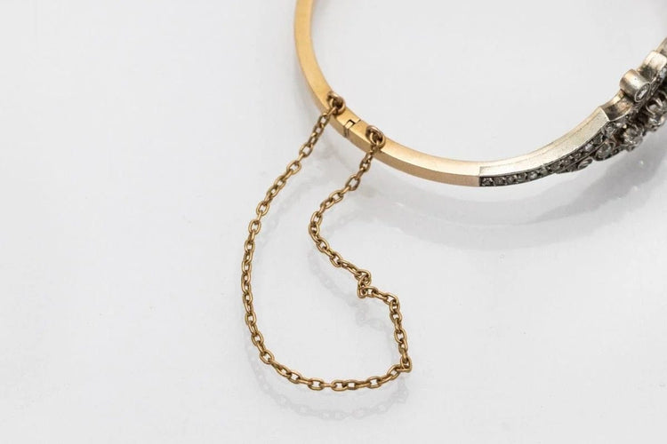 Bracelet Bracelet ancien en or jaune et argent avec diamants 58 Facettes 10274