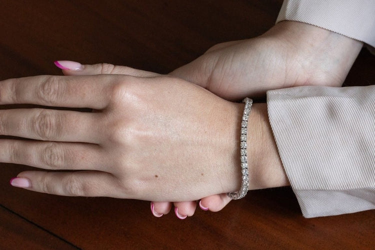 9d34d37b-7f2b-4ecb-75e5-128b5489b400