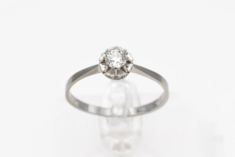 Bague 66 Bague ancienne française en or blanc et diamant 58 Facettes 9366V