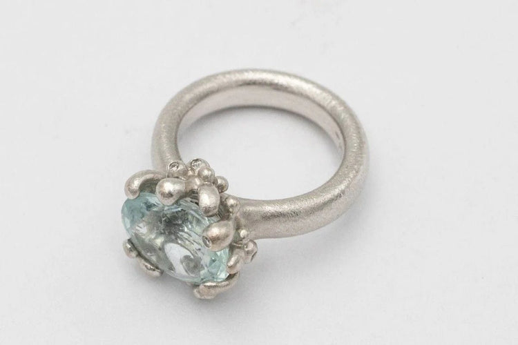 Bague 57 Charlotte Lynggaard - Bague en or blanc avec aigue-marine et diamants 58 Facettes 9629