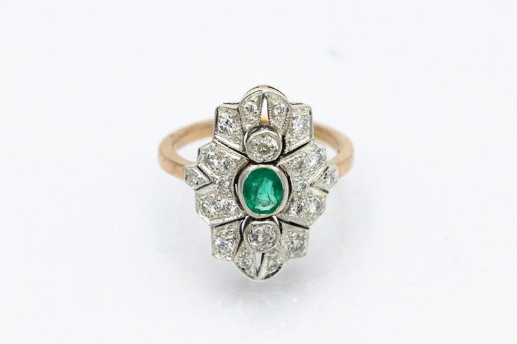 Bague 54 Bague ancienne en or jaune, argent, diamants et émeraude 58 Facettes 9897