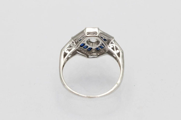Bague 53 Bague Art déco en or blanc 14 carats avec diamants et saphirs 58 Facettes 10488